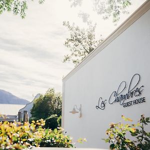 Les Chambres Guest House